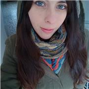 Hola! Estoy aquí para enseñarte y divertimos aprendiendo español